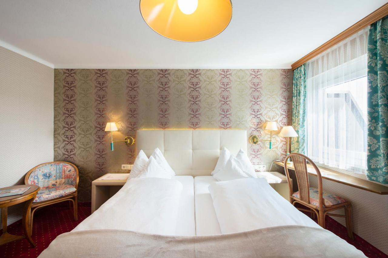 סיהם Hotel Landgasthof Altwirt מראה חיצוני תמונה